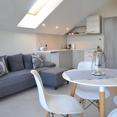 Willa Dobrylko II -Apartamenty Rewa Exteriör bild
