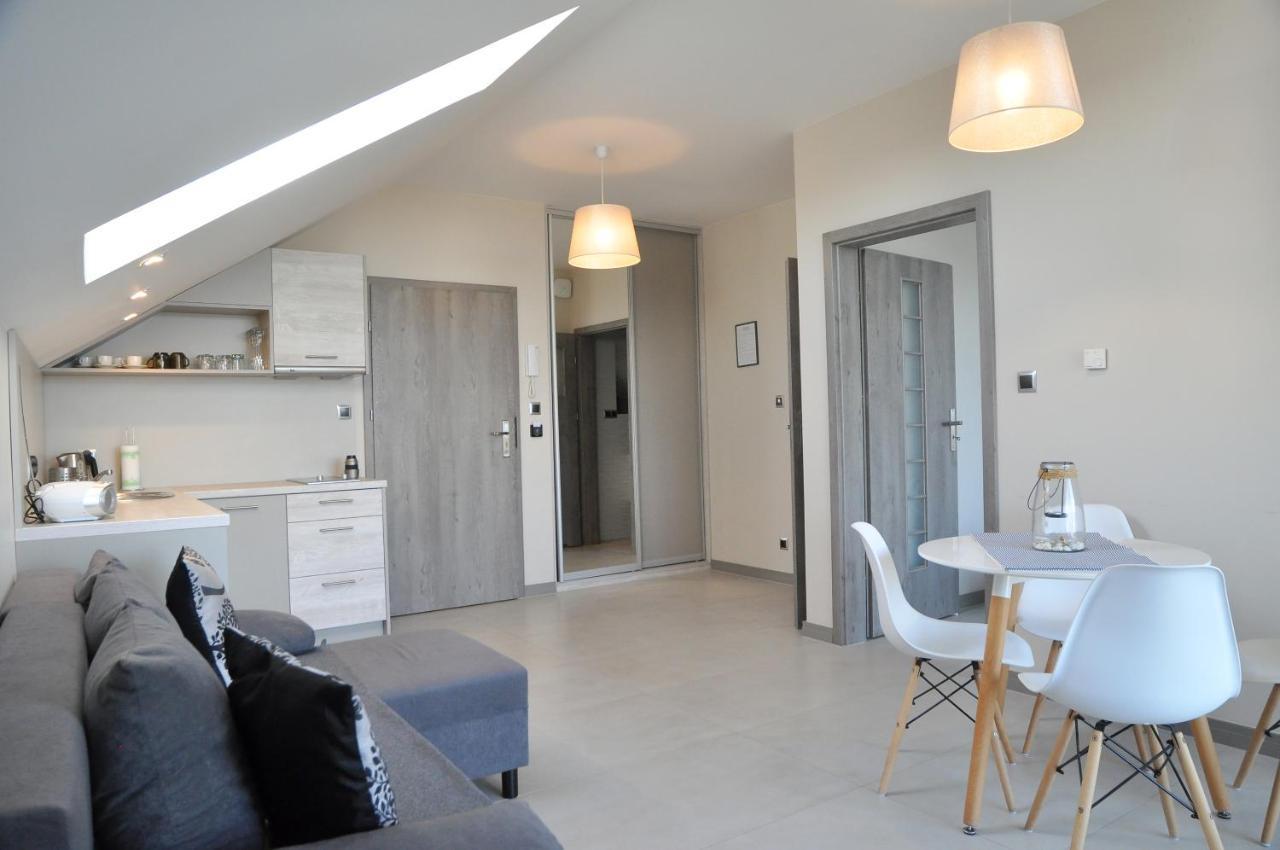 Willa Dobrylko II -Apartamenty Rewa Exteriör bild