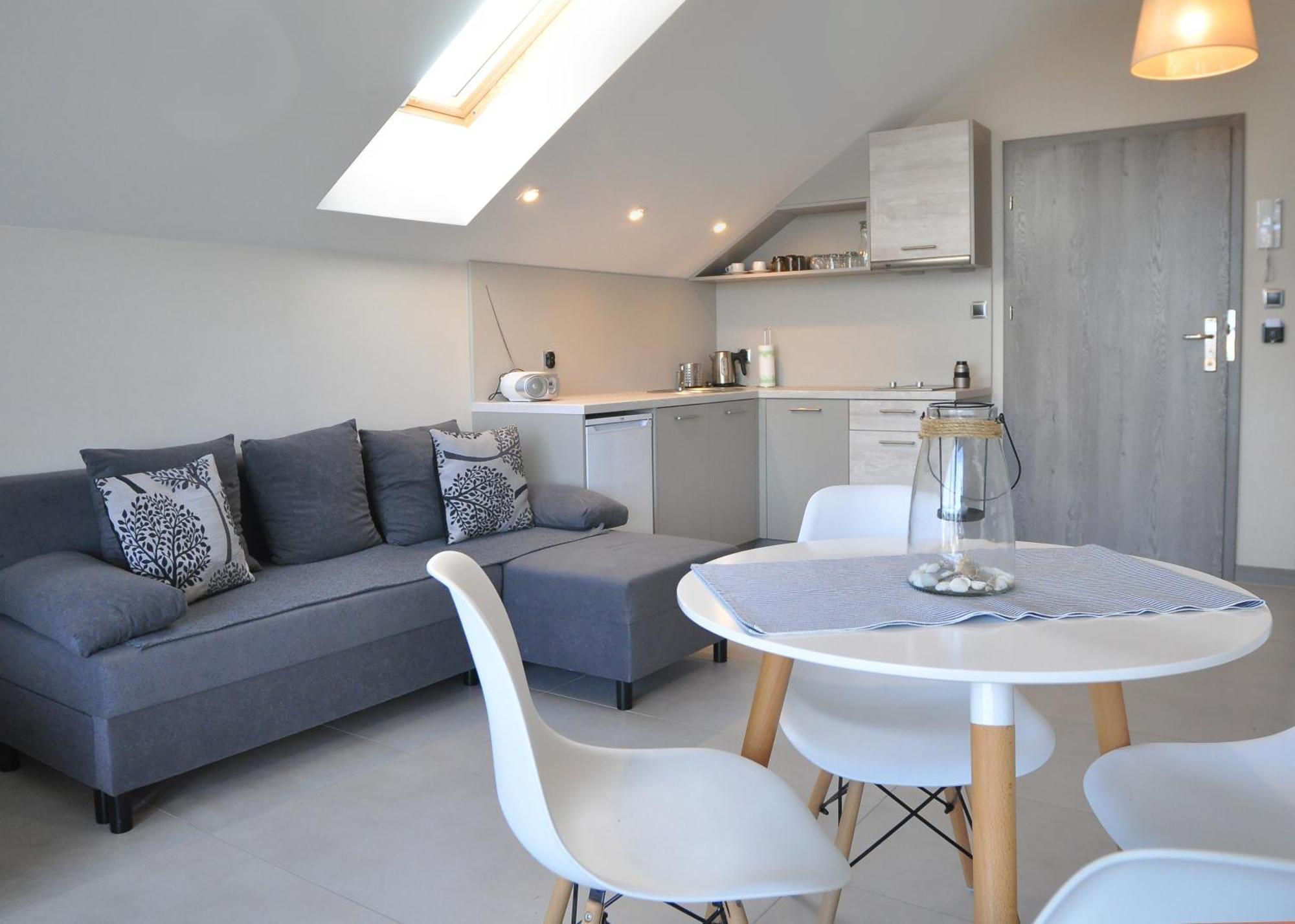 Willa Dobrylko II -Apartamenty Rewa Exteriör bild